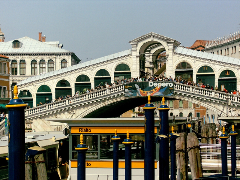 0052: o.T. (Rialtobrücke, Venedig, Italien 2009)