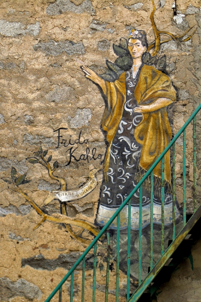 0411: o.T. (Frida Kahlo, Murales in Orgosolo, Sardinien 2010)