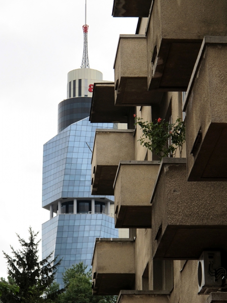 0506: o.T. (Avaz-Twist-Tower, Sarajevo, 2010/2011)