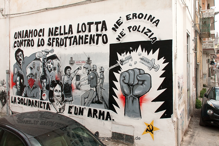 ITA0126 o.T. (Kein Heroin Keine Polizei; Foggia/I 2012)