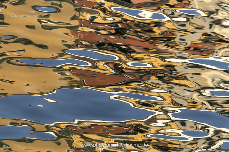 PK1145: Hundert_Wasser_Bilder aus Venedig Nr. 01 (Venedig 2017)