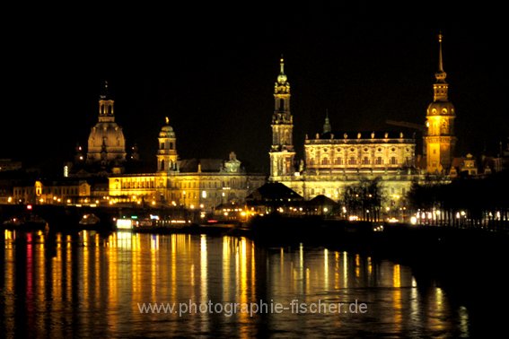 PK0525: Dresden, Blick von der Marienbrücke (2010)