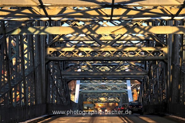 PK0616: Blaues Wunder (Loschwitzer Brücke, Dresden 2012/13)